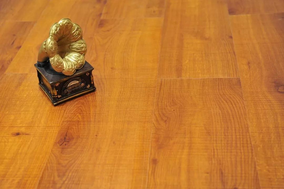 Z6人生就是博强化地板伊丽莎白系列-5802